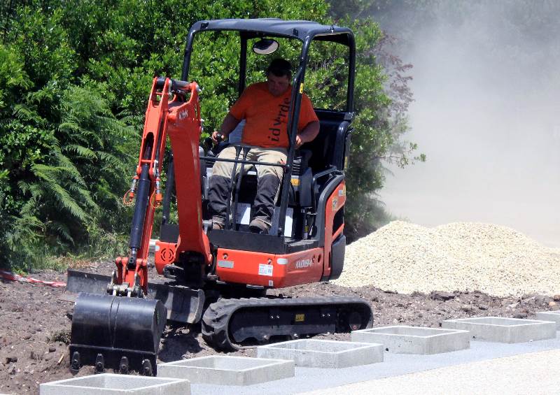 nouvelle mini-pelle sur chenilles Kubota KX019-4 LPG