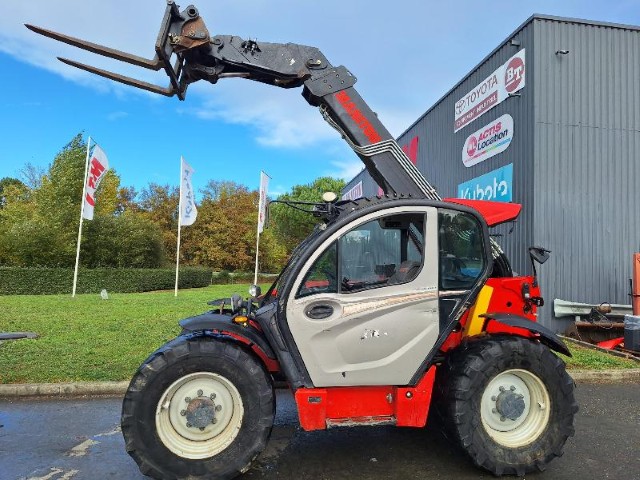 Chariot téléscopique MANITOU MLT635 d'occasion