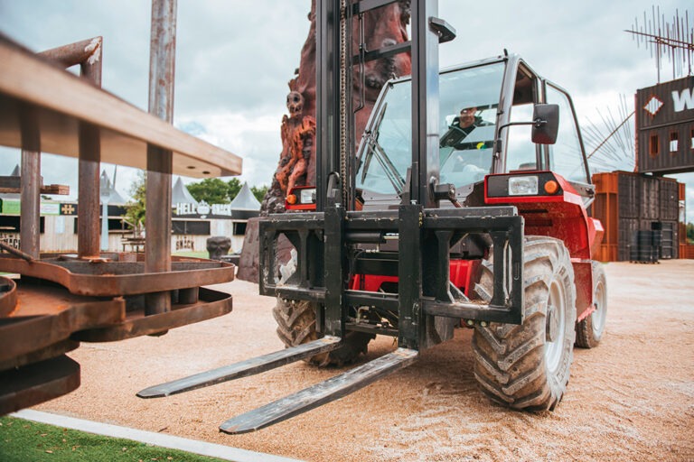chariot elevateur manitou semi industriels 4