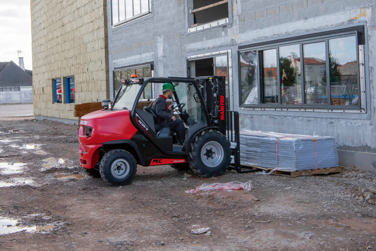 chariot elevateur manitou semi industriels 5