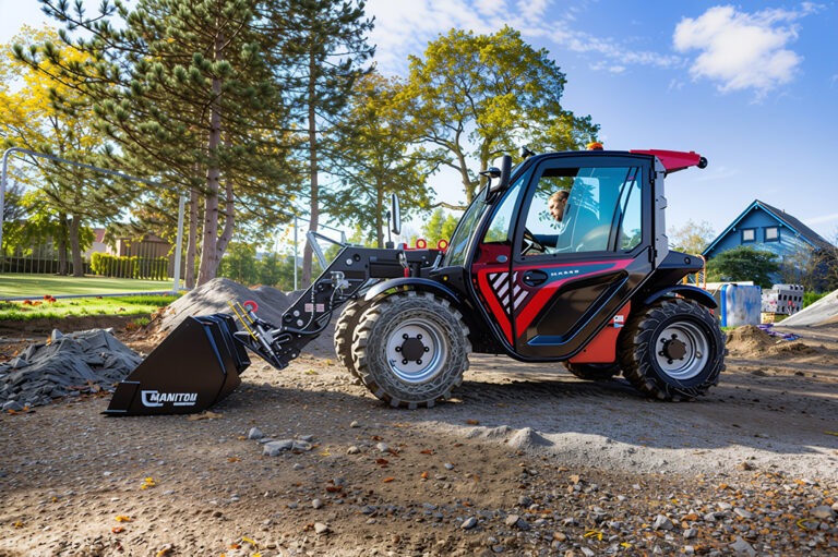 manitou chariot telescopique compact gamme ULM 2K