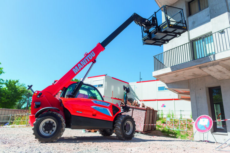 manitou chariots telescopiques MT electrique