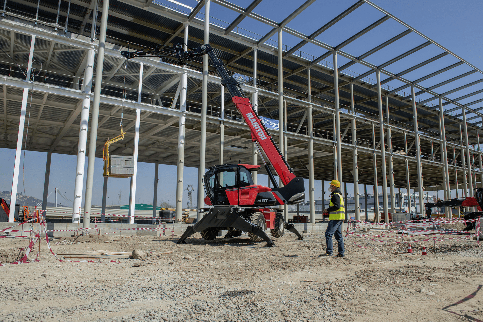 application rotating telehandler mrt 1845 manitou 004