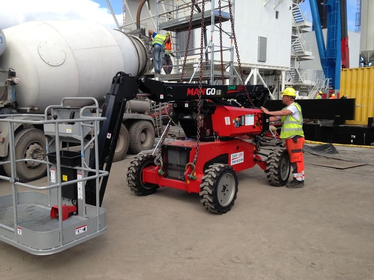 application mango 12 manitou