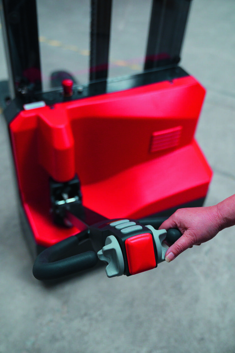 detail electric stacker es 112 easy manitou