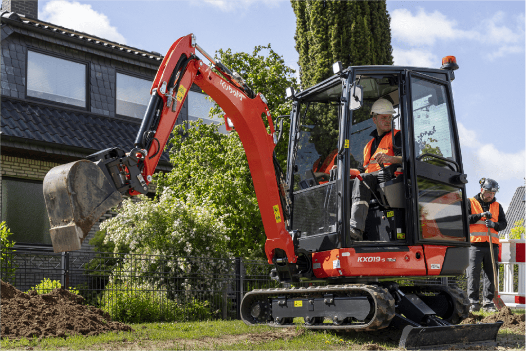 Nouvelle génération de mini-pelles Kubota KX016-5 et KX019-5 : plus de confort et de polyvalence